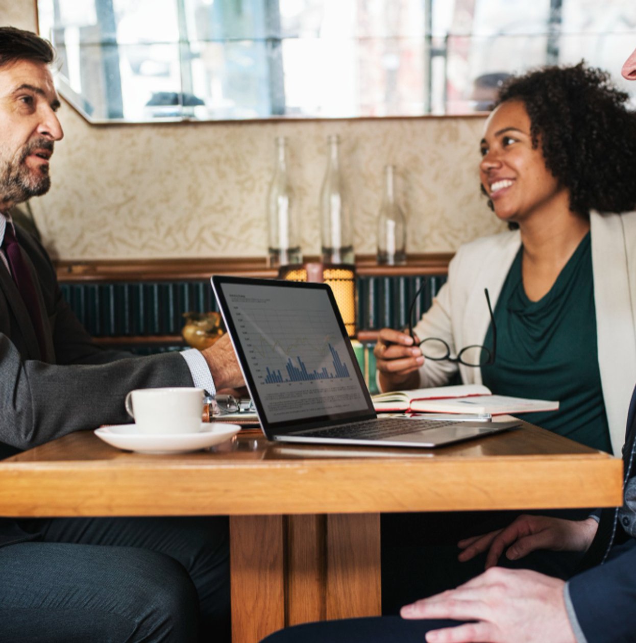 James Wilson consulting with local business owner in Sutherlin OR